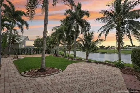 907 SE Westminster Place Stuart FL 34997