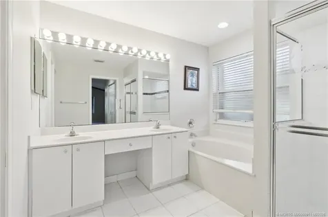 907 SE Westminster Place Stuart FL 34997