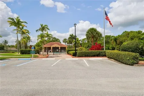 907 SE Westminster Place Stuart FL 34997