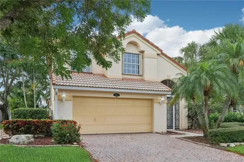 907 SE Westminster Place Stuart FL 34997