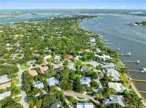 27 Rio Vista Drive Stuart FL 34996
