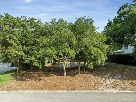 27 Rio Vista Drive Stuart FL 34996