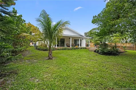 1567 NE Sottong Avenue Jensen Beach FL 34957