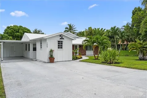 1567 NE Sottong Avenue Jensen Beach FL 34957