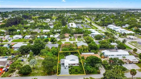 1567 NE Sottong Avenue Jensen Beach FL 34957