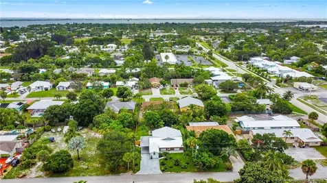 1567 NE Sottong Avenue Jensen Beach FL 34957