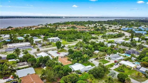 1567 NE Sottong Avenue Jensen Beach FL 34957