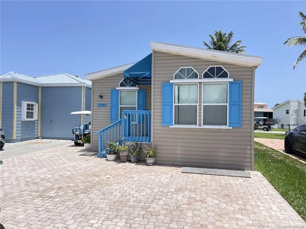 2101 Nettles Boulevard Jensen Beach FL 34957