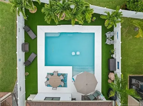 260 SE Via Visconti Port St Lucie FL 34952