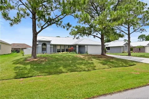 2138 SW Vista Road Port St Lucie FL 34953