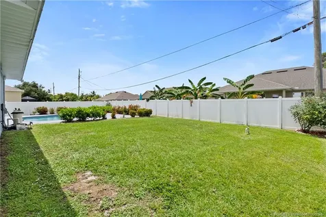 2138 SW Vista Road Port St Lucie FL 34953