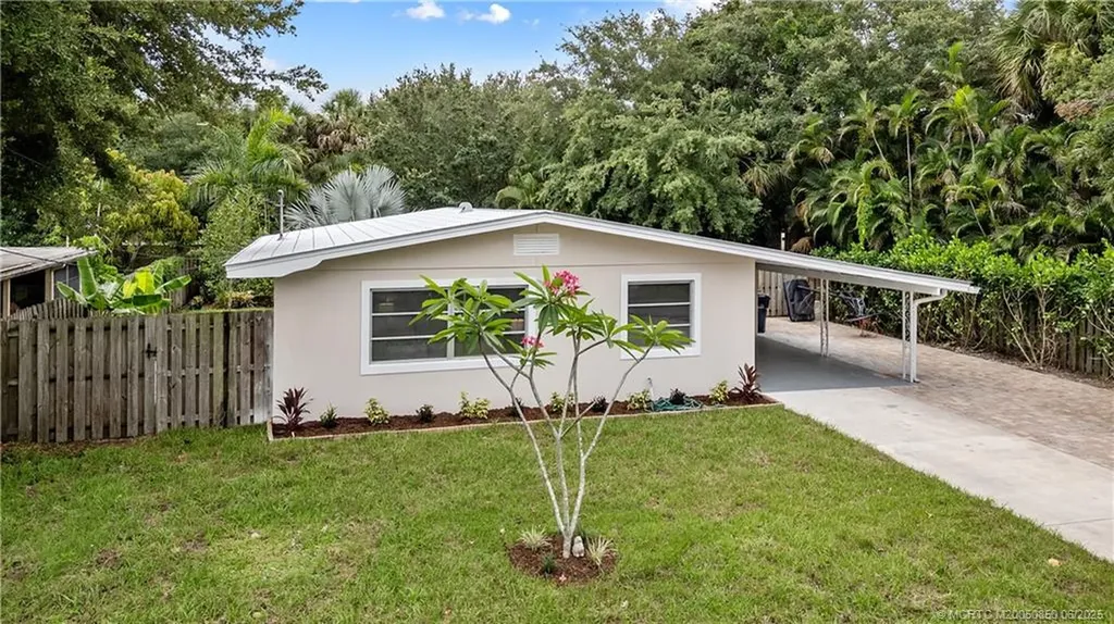 709 SW Bryant Avenue Stuart FL 34994