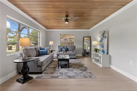 709 SW Bryant Avenue Stuart FL 34994