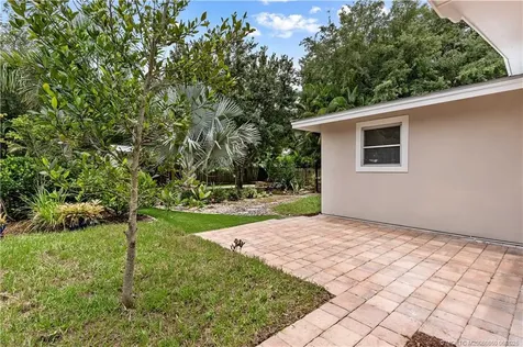 709 SW Bryant Avenue Stuart FL 34994