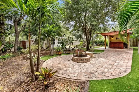 709 SW Bryant Avenue Stuart FL 34994