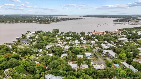 709 SW Bryant Avenue Stuart FL 34994