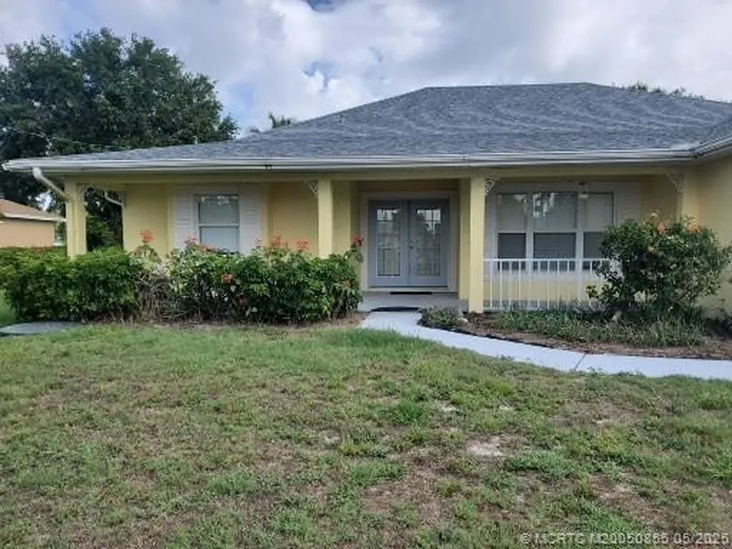 2509 SE Lyman Circle Port St Lucie FL 34952