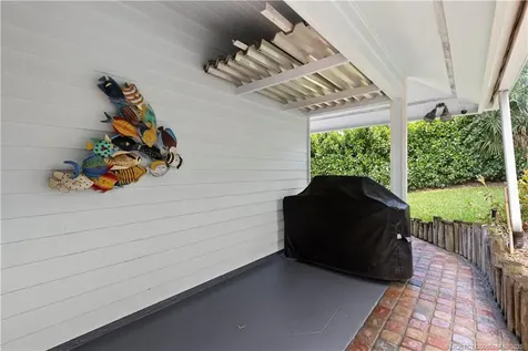 10380 SE Jupiter Narrows Drive Hobe Sound FL 33455