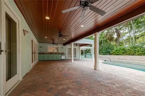 1160 Driftwood Drive Vero Beach FL 32963