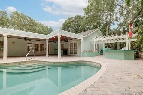 1160 Driftwood Drive Vero Beach FL 32963