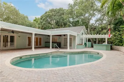 1160 Driftwood Drive Vero Beach FL 32963