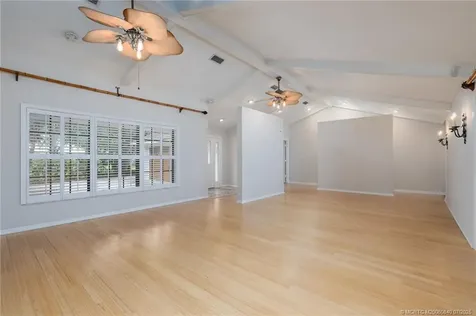 1160 Driftwood Drive Vero Beach FL 32963