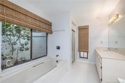 1160 Driftwood Drive Vero Beach FL 32963