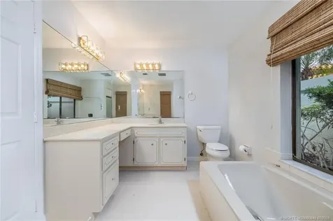 1160 Driftwood Drive Vero Beach FL 32963