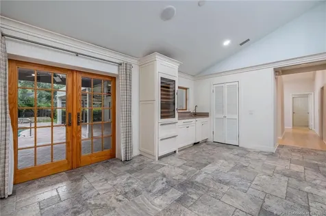 1160 Driftwood Drive Vero Beach FL 32963