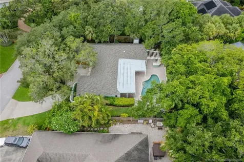 1160 Driftwood Drive Vero Beach FL 32963