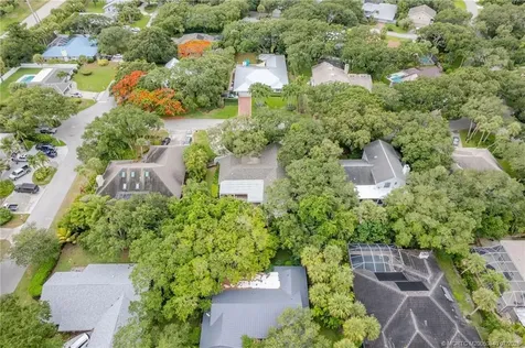1160 Driftwood Drive Vero Beach FL 32963