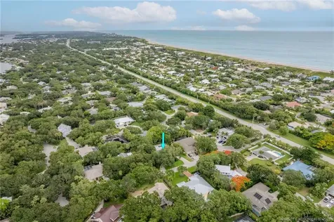 1160 Driftwood Drive Vero Beach FL 32963