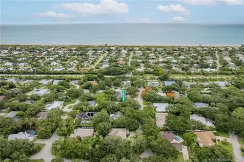 1160 Driftwood Drive Vero Beach FL 32963