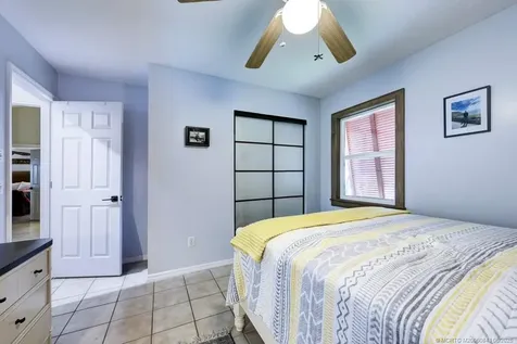3725 SE Middle Street Stuart FL 34997