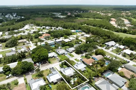 3725 SE Middle Street Stuart FL 34997