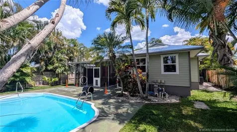 3725 SE Middle Street Stuart FL 34997