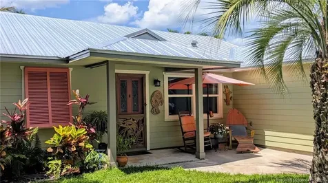 3725 SE Middle Street Stuart FL 34997