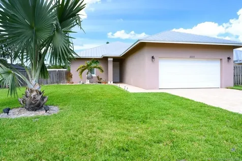5333 SE Celestial Circle Stuart FL 34997