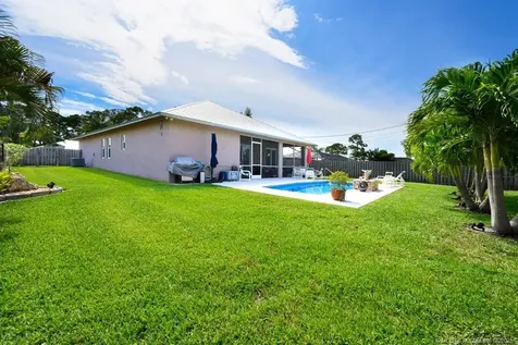 5333 SE Celestial Circle Stuart FL 34997