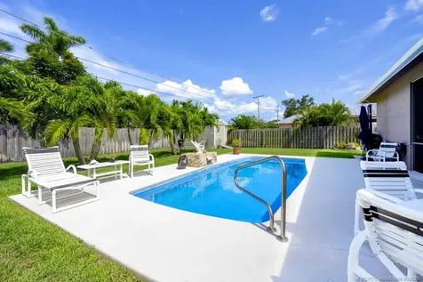 5333 SE Celestial Circle Stuart FL 34997