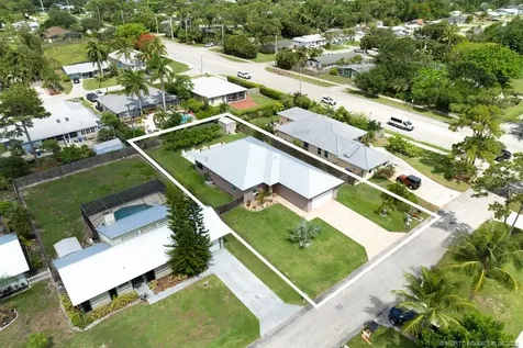 5333 SE Celestial Circle Stuart FL 34997