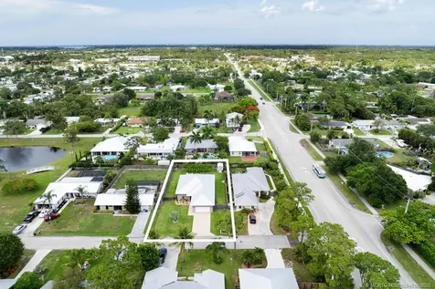 5333 SE Celestial Circle Stuart FL 34997