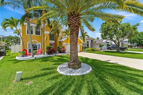 728 NW Waterlily Place Jensen Beach FL 34957