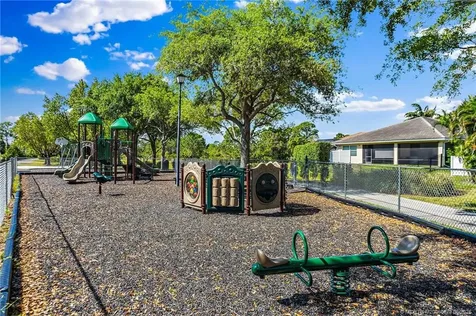 728 NW Waterlily Place Jensen Beach FL 34957