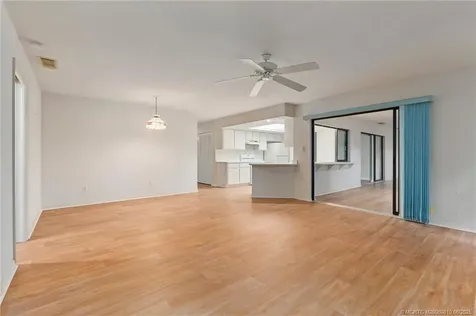 542 SE Woods Edge Trail Stuart FL 34997