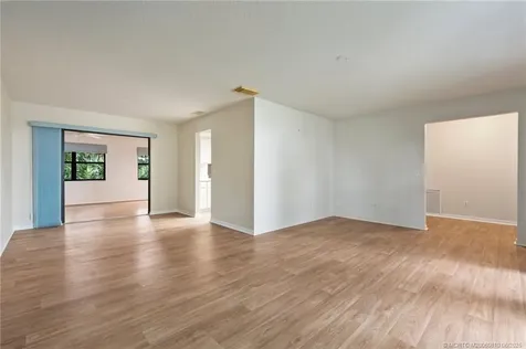 542 SE Woods Edge Trail Stuart FL 34997