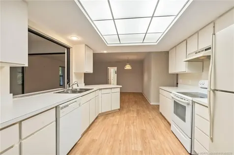 542 SE Woods Edge Trail Stuart FL 34997