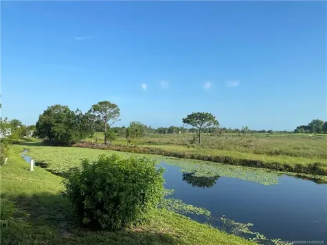 16112 SW Indianwood Circle Indiantown FL 34956