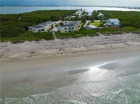 3541 NE Ocean Boulevard Jensen Beach FL 34957