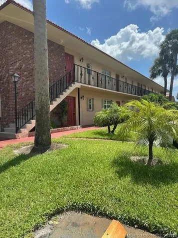 1947 SW Palm City Road Stuart FL 34994